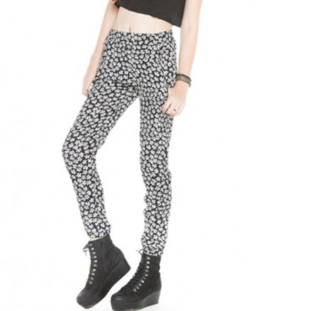 Brandy Melville Floral Pants